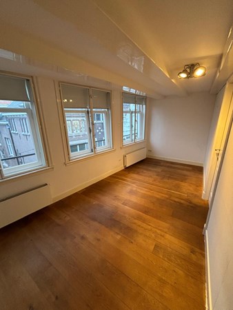 Medium property photo - Warmoesstraat 60-3, 1012 JG Amsterdam